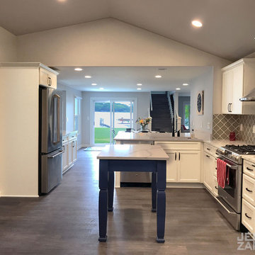 Pretty Lake - Beach House Remodel