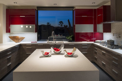 Inspiration for a contemporary kitchen remodel in Phoenix