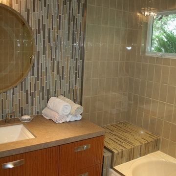 Midcentury Bathroom | Monterey, CA