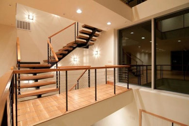 Example of a minimalist staircase design in Portland