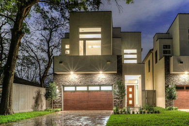 Inspiration for a large modern exterior home remodel in Houston