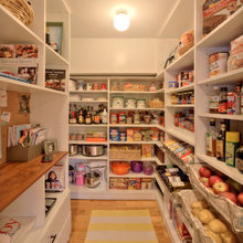 Lake House Pantry