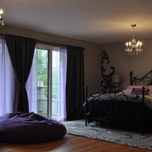 dee's bedroom