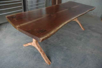 Dumond’s Custom Furniture