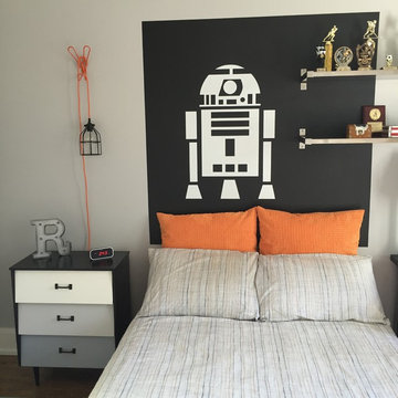 Tween Robot Bedroom
