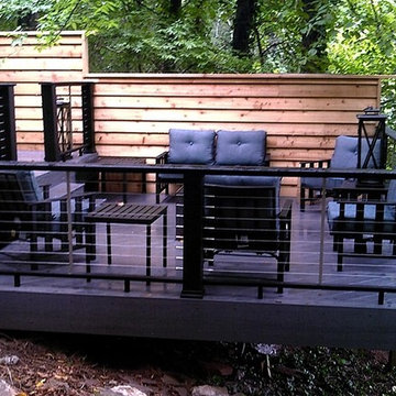 Birmingham, AL, Multi-Level Deck with Amenities