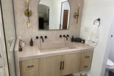 Example of a tuscan bathroom design in Orange County