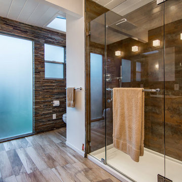 Modern Bathroom with large translucent window