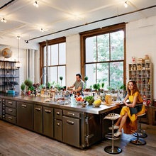 Breakfast bar