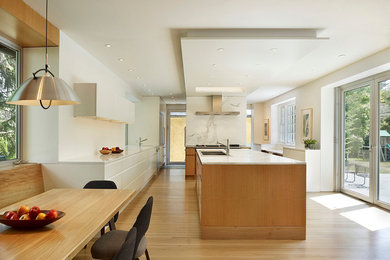 Photo of a modern kitchen in Philadelphia.