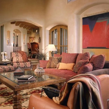 Traditional Style Home: Living Room