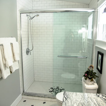 Craftsman Farmhouse Guest Bath