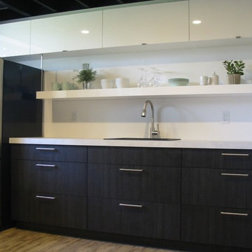 High Gloss Bar in College Park YXE