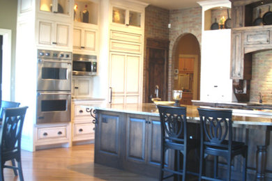 Inspiration for a timeless kitchen remodel in Nashville