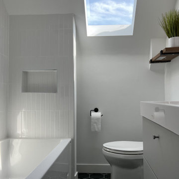 Bright and Cheerful Bathroom Renovation
