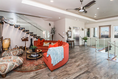 Minimalist home design photo in Phoenix