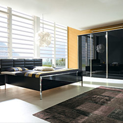 Trenta Bed Nolte - Beds