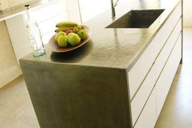 Idée de décoration pour une cuisine design.