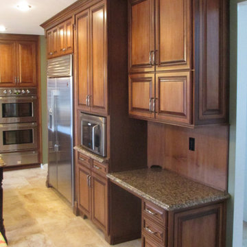 Maple Cabinets with Cherry Stain and Mocha Glaze