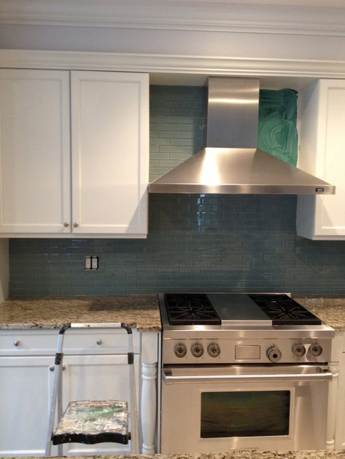 What color grout should I use for this backsplash?