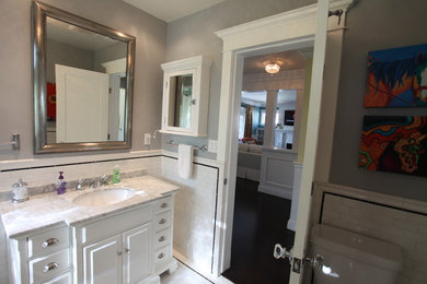 Bathroom - cottage bathroom idea in Los Angeles