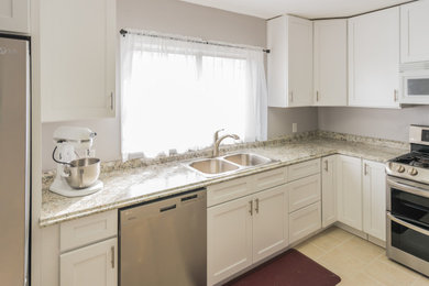 Minimalist kitchen photo in Philadelphia