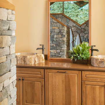 River Retreat Master Bath