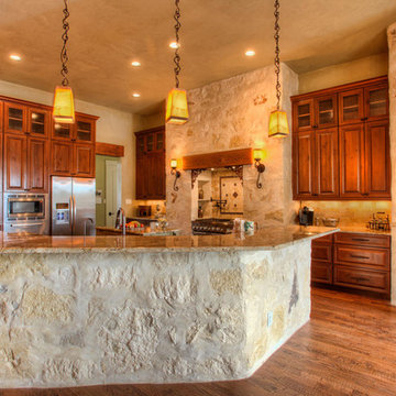 Rustic Elegance in Fair Oaks Ranch