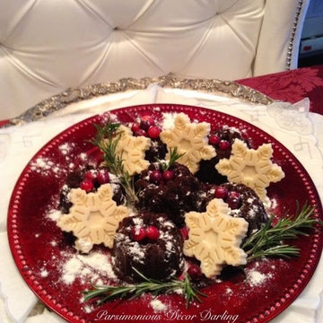 Elegant Christmas Bundt Cakes
