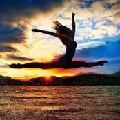 Kari Faith's photo