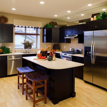 Kitchen Cabinet Refinishing and Refacing