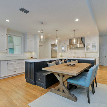 Winter Park White Kitchen with Booth Dining