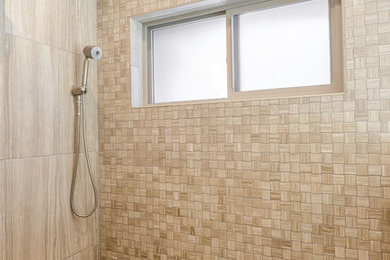 Bathroom - contemporary bathroom idea in Phoenix