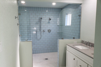 Bathroom - modern bathroom idea in Sacramento