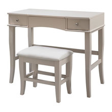Courtney bedroom vanity