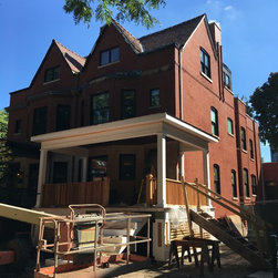 5333 N Lakewood - Windows