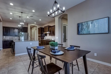 Example of a classic dining room design in Phoenix
