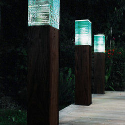 GCD Collection | Eco Dark Grande LED Bollard - Path Lights