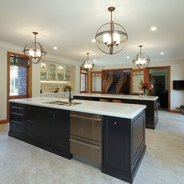 Elegant Traditional Kitchen