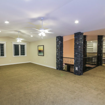 25 E Myrtle Ave