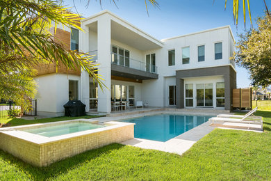 Minimalist white two-story exterior home photo in Jacksonville