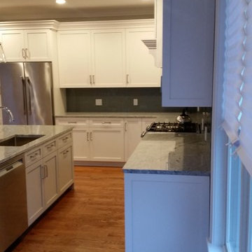 Omega Plainfield White Shaker & Dove Grey Island Dream Kitchen - Walpole