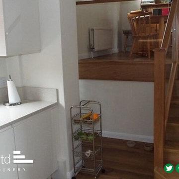 Split level kitchen-diner