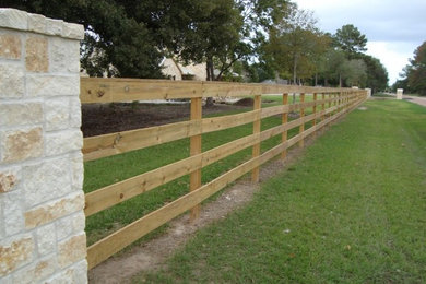 Ranch style fencing