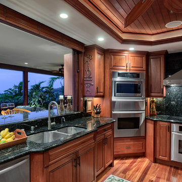 Outstanding Bayview Residence in a Private Setting