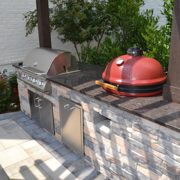 Outdoor Kitchen