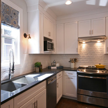 Househunters, "The Never-Ending Renovation" in Chicago