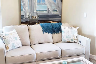 Beach style home design photo in Milwaukee