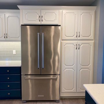 Royal Blue/White Cabinetry