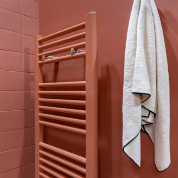 Zoom sèche serviette de la salle de bain parentale